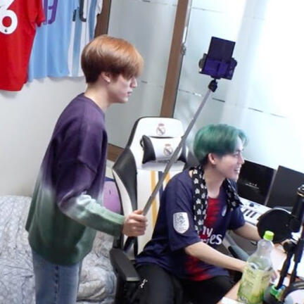 TREASURE - 팩트체크 ✔️축덕 최현석_유니폼만 봐도 축구팀을 맞춘다?!